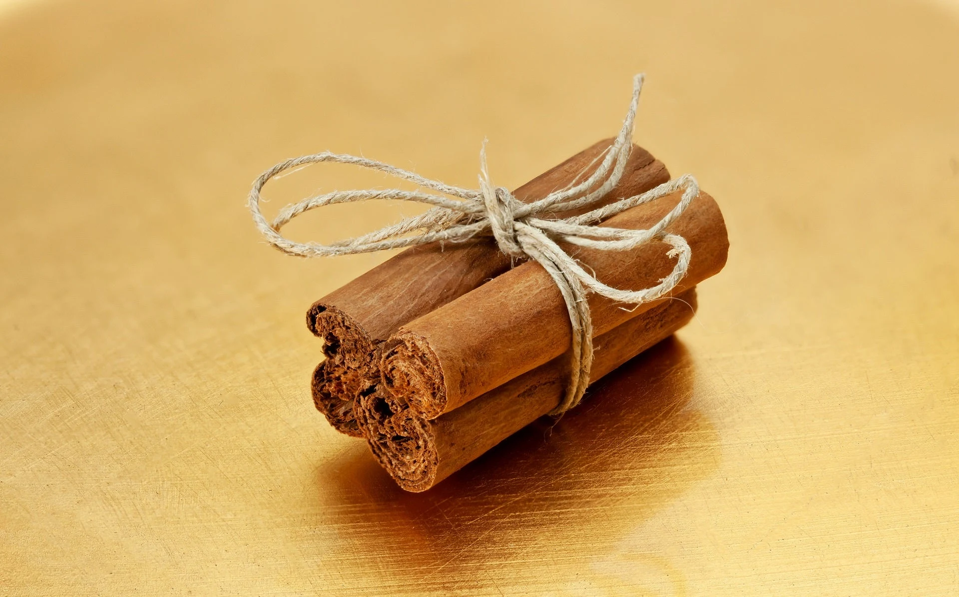 Descubre los 10 principales beneficios del aceite de corteza de canela